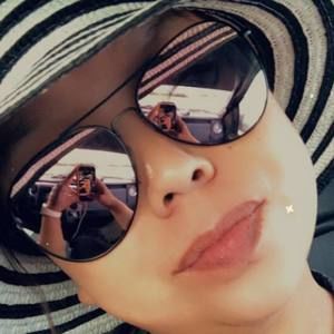 Meet your Posher, Viola